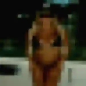 Lucie, fille de 27 ans propose plan cul à Plestan
