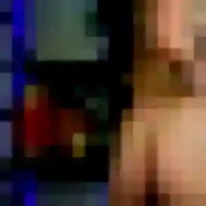 Charmante Manel, 23 ans à Pleuven - voir sa photo