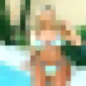 Photo de Coralie à Plounévézel (23 ans) - plan cul gratuit