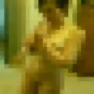 Salome, 33 ans, connectée à Pollionnay pour un plan cul