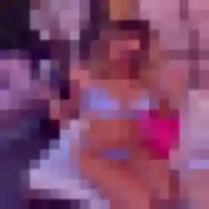 Elia, 27 ans, disponible à Pont-Saint-Vincent pour un plan cul