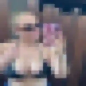 Alicia (27 ans) à Pouzolles cherche une rencontre rapidement