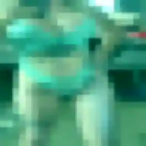 Rejoins Lola, 28 ans à Preignan en privé