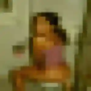 Soraya (19 ans) à Pressins propose une rencontre rapidement