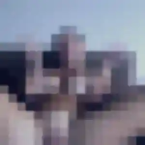 Yasmine, 27 ans, connectée à Quiberon pour un plan cul