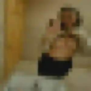 Photo de Kenza à Quintenas (26 ans) - plan cul discret