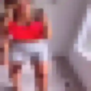 Sarah, fille de 21 ans cherche plan cul à Raveau