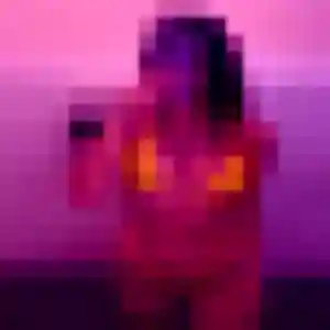 Découvre Zelie, 19 ans à Rémelfing en privé