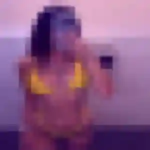 Marion, fille de 20 ans cherche plan cul à Ribaute-les-Tavernes