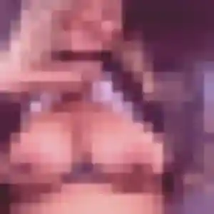 Clara de Rigarda, 22 ans - plan cul sans prise de tête