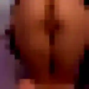 plan cul à Rillieux-la-Pape : photo de Laura, 29 ans - accès libre