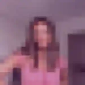 Rencontre Jade, 20 ans à Rivière-Salée en privé