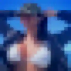 Photo de Armelle à Rochefort-sur-Nenon (19 ans) - plan cul discret