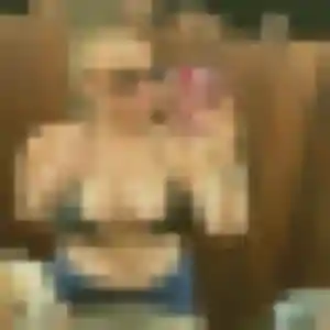 Sexy Alicia, 21 ans à Rochy-Condé - la contacter