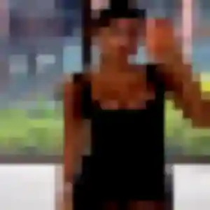 Lila, 20 ans, en ligne à Rogerville pour une rencontre coquine