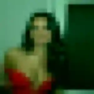 Laura, 31 ans, dispo pour plan cul à Roissy-en-France