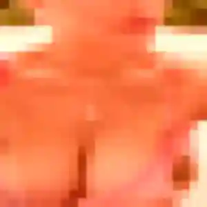 Victoire, 26 ans, connectée à Romainville pour une rencontre coquine