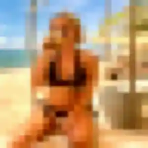 Photo de Coralie à Roquebrune-Cap-Martin (22 ans) - plan cul gratuit
