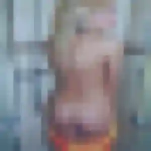 Photo privée de Feriel, 32 ans à Roquebrune-Cap-Martin - plan discret