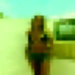 Photo sexy de Elena, 27 ans à Roquefort - plan discret