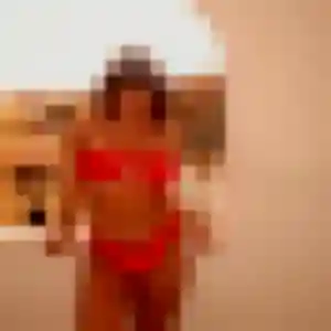 Mona, 23 ans, cherche un plan cul à Roullet-Saint-Estèphe