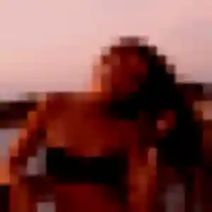 Rencontre Elena, 26 ans à Roz-sur-Couesnon en privé