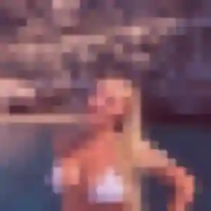Juliette, 23 ans, connectée à Ruaudin pour une rencontre coquine