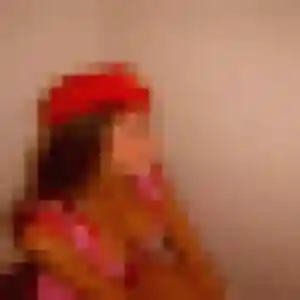Elisa (34 ans) à Ruy-Montceau propose un plan cul maintenant