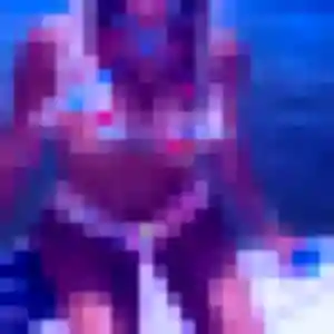 Violette, 19 ans, disponible à Saint-Agnant-de-Versillat pour une rencontre coquine