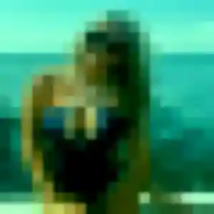 Assia, 22 ans, connectée à Saint-Amant-Tallende pour un plan cul