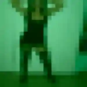 Clara (19 ans) à Saint-Arnoult cherche un plan cul maintenant