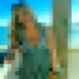 Celeste, 19 ans, cherche un plan cul à Saint-Aubin-d'Arquenay