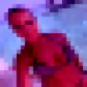 Giulia, 19 ans, en ligne à Saint-Aubin-Routot pour un plan cul