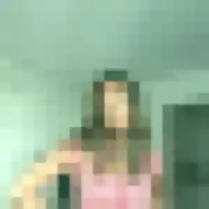 Lila, 24 ans, en ligne à Saint-Bénigne pour une rencontre coquine