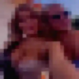 Rejoins Elina, 28 ans à Saint-Blaise en privé