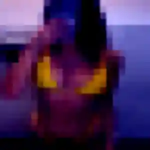 Zelie, fille de 27 ans propose plan cul à Saint-Bonnet-en-Champsaur