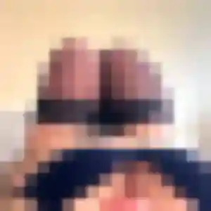 Constance, 23 ans, connectée à Saint-Briac-sur-Mer pour une rencontre coquine