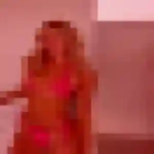 Daphne, 24 ans, disponible à Saint-Clément-de-la-Place pour un plan cul