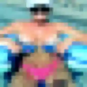 Rencontre Solene, 21 ans à Saint-Coulomb en privé