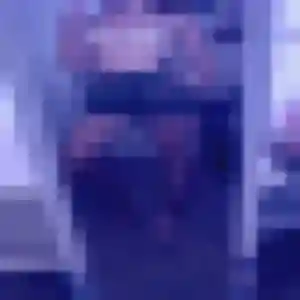 Alina (22 ans) à Saint-Cyr-sur-Mer attend une rencontre ce soir