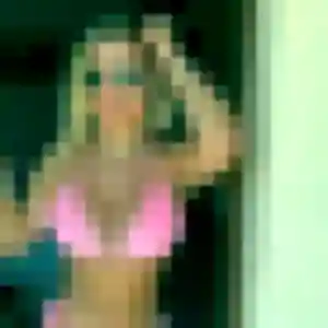 Myla, 23 ans, disponible à Saint-Cyr-sur-Morin pour un plan cul