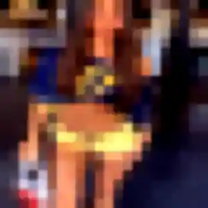 Charlotte, 31 ans, en ligne à Saint-Denis-Lanneray pour une rencontre coquine