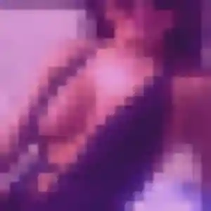 Ilana, 21 ans, connectée à Saint-Denis-sur-Sarthon pour une rencontre coquine