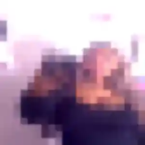 Lucie, 20 ans, en ligne à Saint-Dionisy pour une rencontre coquine