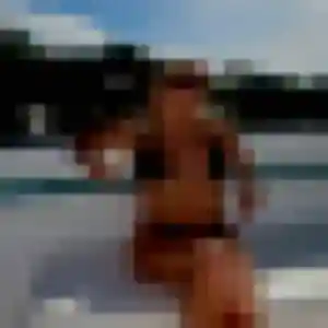 Louane, femme de 30 ans propose plan cul à Saint-Eustache-la-Forêt