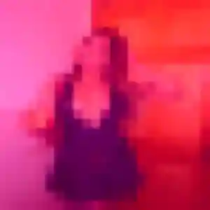 plan cul à Saint-Exupéry-les-Roches : photo de Louna, 26 ans - sans engagement