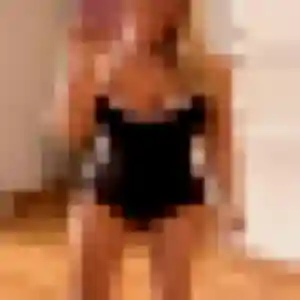 Talia de Saint-Firmin, 29 ans - plan cul discret