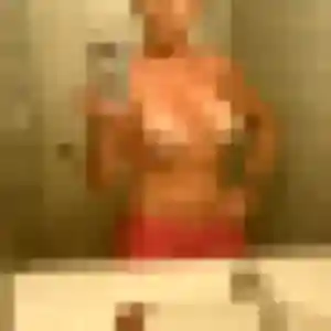 Profil de Marine à Saint-Genix-les-Villages (26 ans) - plan cul sans inscription