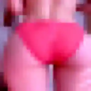 Naila de Saint-Genouph, 33 ans - plan cul discret