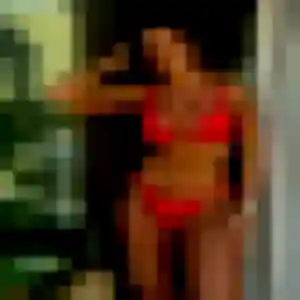 Photo de Emilie à Saint-Germain-du-Bel-Air (19 ans) - plan cul gratuit